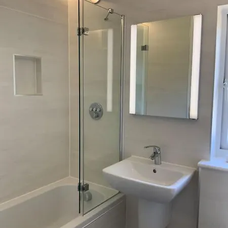3 Bedroom Home With Sunny Private Garden Portishead Exterior foto