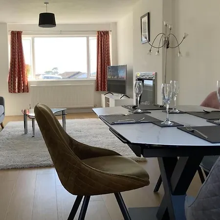 3 Bedroom Home With Sunny Private Garden Portishead Exterior foto