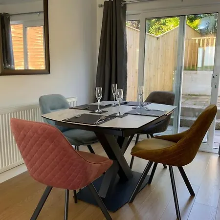 3 Bedroom Home With Sunny Private Garden Portishead Exterior foto